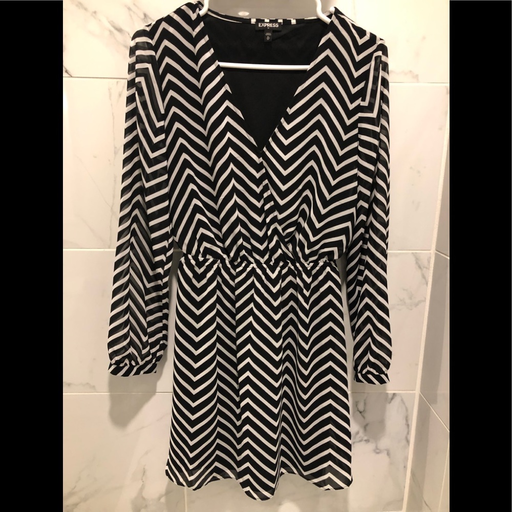 Express Chevron print dress